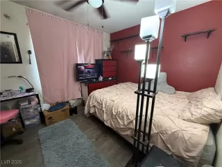 Photo #5: 2675071 Listing