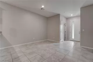 Photo #2: 2675073 Listing 