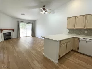 Photo #2: 2675084 Listing