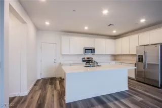 Photo #4: 2675095 Listing 