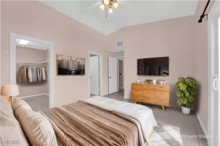 Photo #3: 2675135 Listing