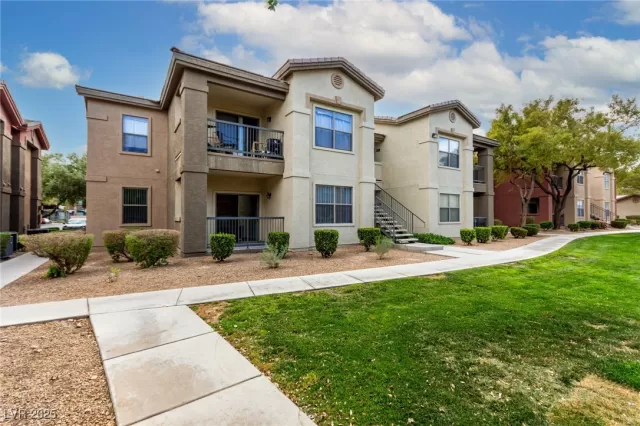 MLS: 2675146 Condo For Sale