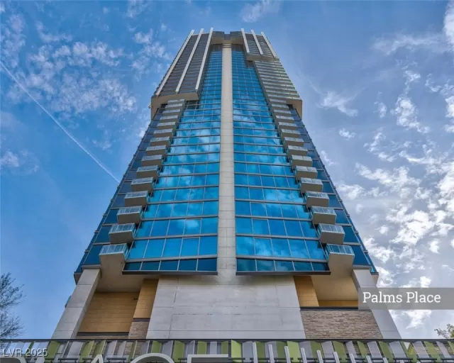 MLS: 2675167 Condo For Sale