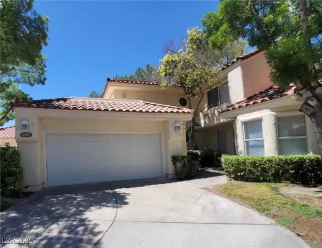 MLS: 2675176 Condo For Sale