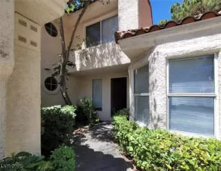 Photo #4: 2675176 Listing