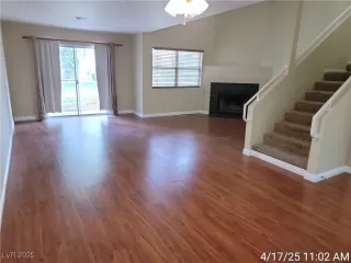 Photo #3: 2675198 Listing 