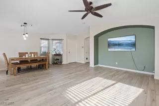 Photo #6: 2675251 Listing