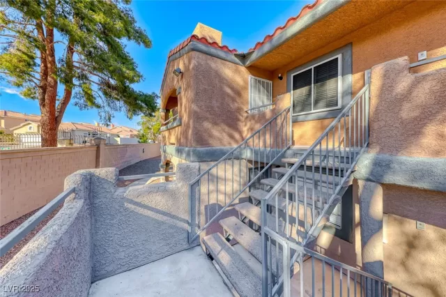 MLS: 2675258 Condo For Sale