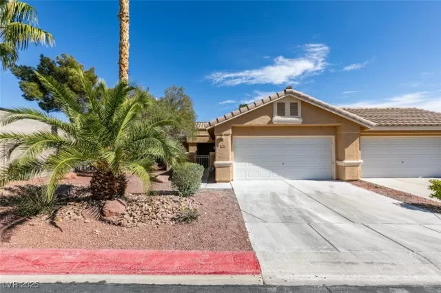 MLS: 2675267 Condo For Sale