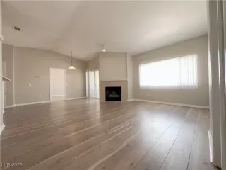 Photo #3: 2675292 Listing 