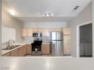 Photo #5: 2675292 Listing 