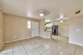 Photo #2: 2675306 Listing 