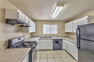 Photo #4: 2675306 Listing 