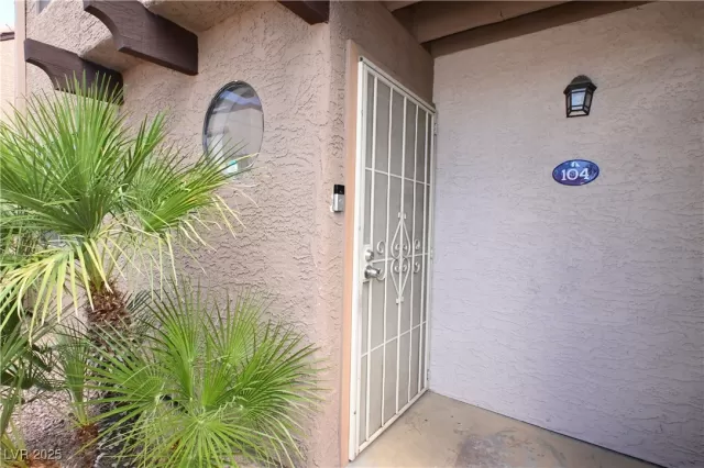 MLS: 2675309 Condo For Sale