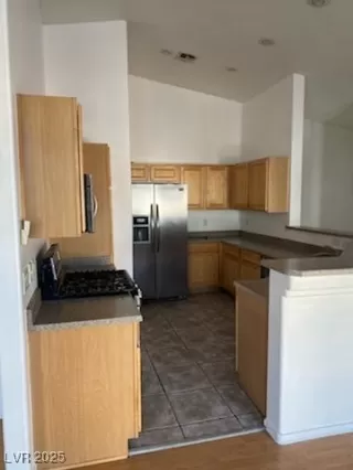 Photo #1: 2675312 Listing 