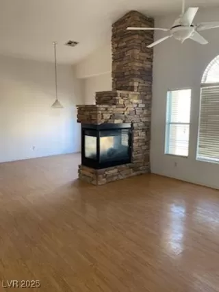 Photo #5: 2675312 Listing 