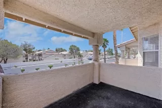 Photo #3: 2675328 Listing