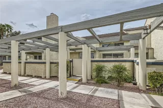 Photo #2: 2675334 Listing 