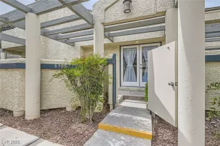 Photo #3: 2675334 Listing 