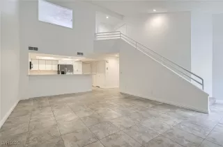 Photo #5: 2675334 Listing 