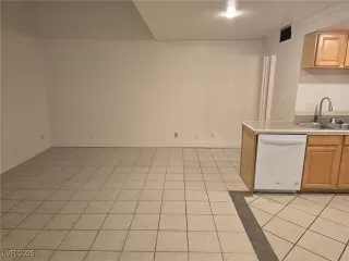 Photo #4: 2675387 Listing 