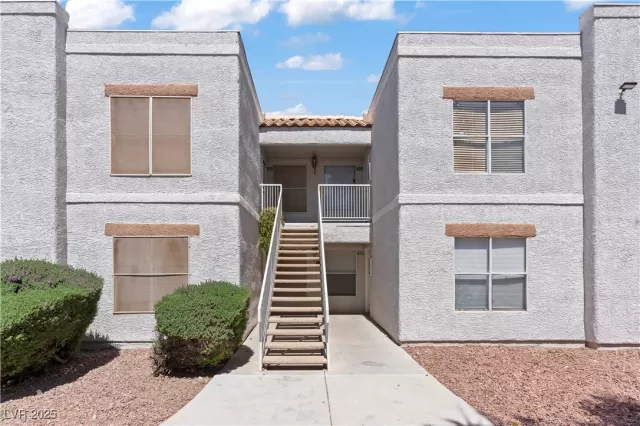 MLS: 2675445 Condo For Sale