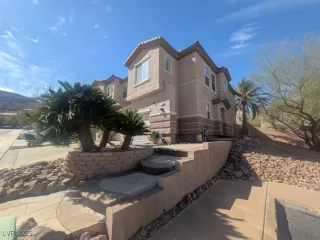Photo #1: 2675459 Listing 