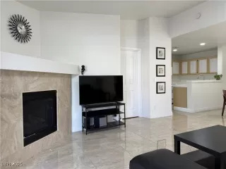 Photo #4: 2675472 Listing 