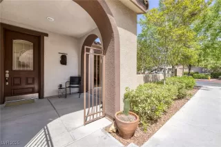 Photo #3: 2675492 Listing 