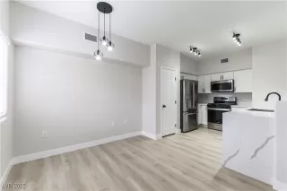 Photo #4: 2675496 Listing 