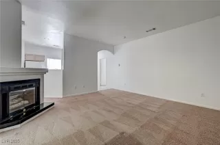 Photo #4: 2675507 Listing 