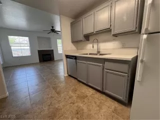 Photo #3: 2675508 Listing 