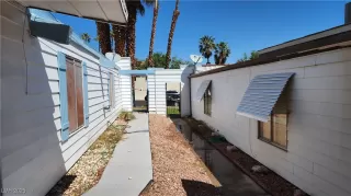 Photo #2: 2675509 Listing