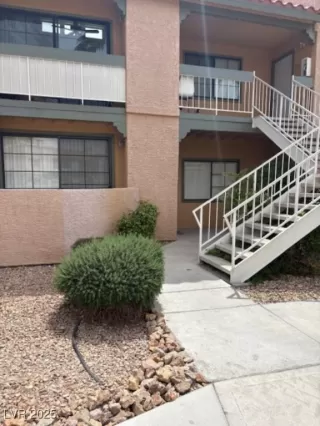 Photo #3: 2675547 Listing 