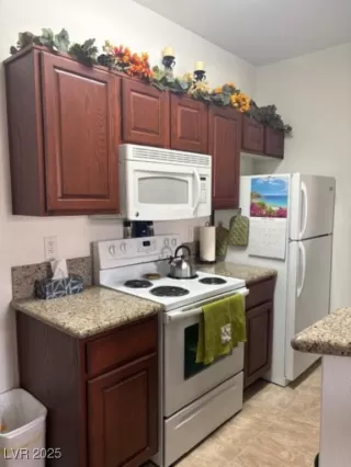 Photo #4: 2675547 Listing 