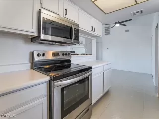 Photo #1: 2675550 Listing