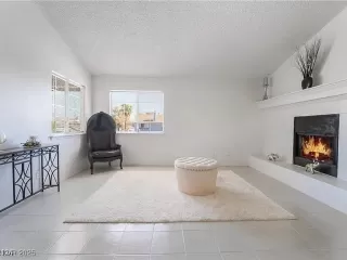 Photo #2: 2675550 Listing