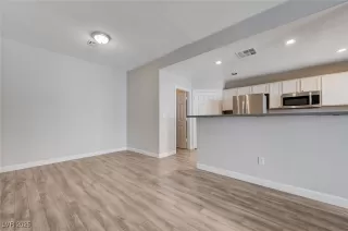 Photo #2: 2675559 Listing 