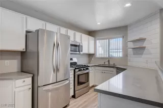 Photo #4: 2675559 Listing 