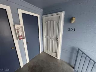 Photo #1: 2675575 Listing