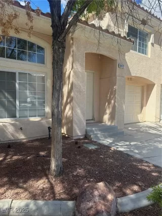 Photo #1: 2675594 Listing 