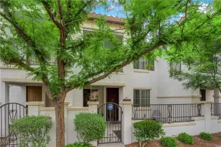 Photo #2: 2675599 Listing 