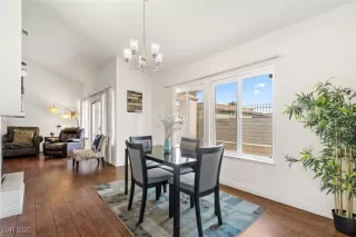 Photo #3: 2675603 Listing