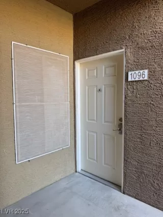 Photo #1: 2675616 Listing 