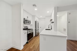 Photo #4: 2675655 Listing 