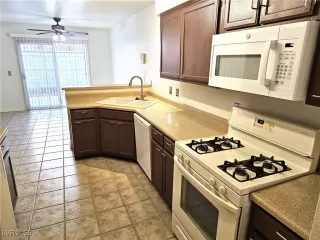 Photo #1: 2675662 Listing 