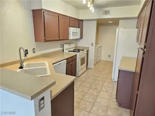 Photo #4: 2675662 Listing 