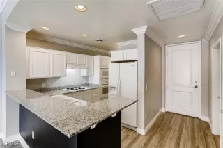 Photo #3: 2675687 Listing 