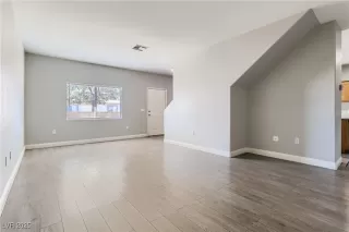 Photo #1: 2675715 Listing 