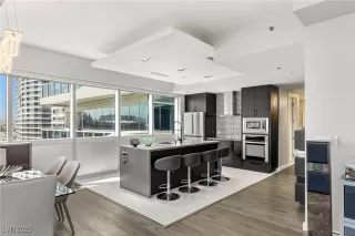 Photo #4: 2675721 Listing 